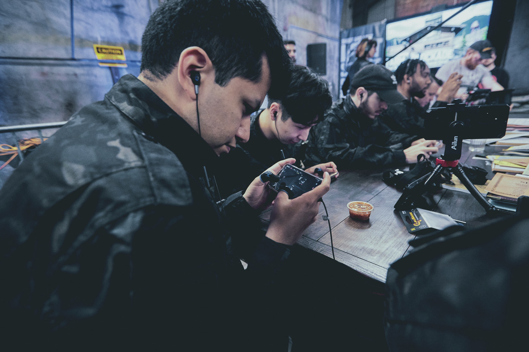 当《暗区突围》飘洋过海,国外玩家的真实评价是...