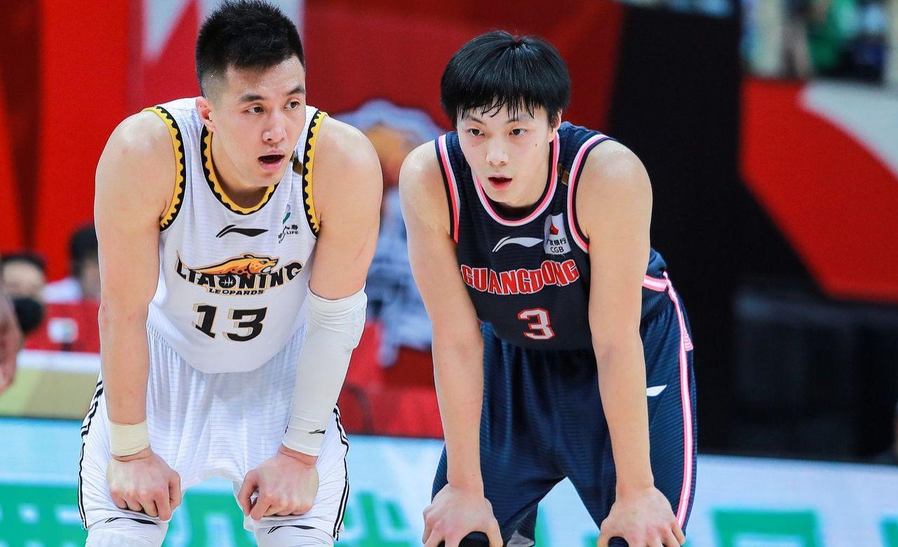 广东男篮以98-82战胜辽宁本钢，晋级CBA半决赛