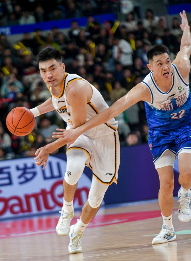 辽宁本钢横扫新疆伊力特，夺得CBA总冠军赛点